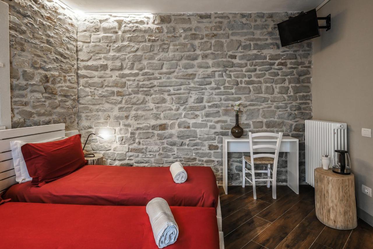 Albergo Del Bramante Roccaverano Bagian luar foto