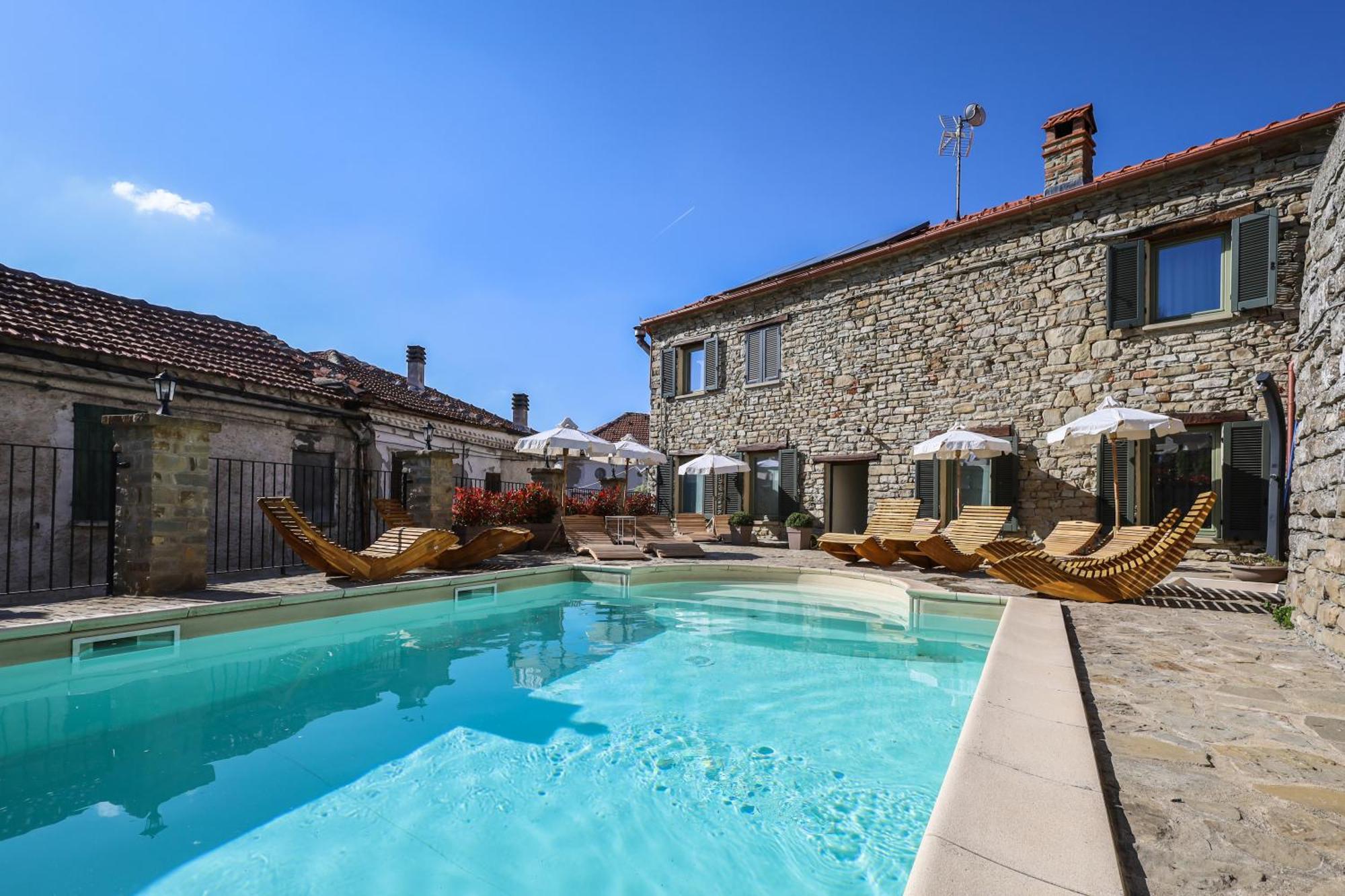 Albergo Del Bramante Roccaverano Bagian luar foto